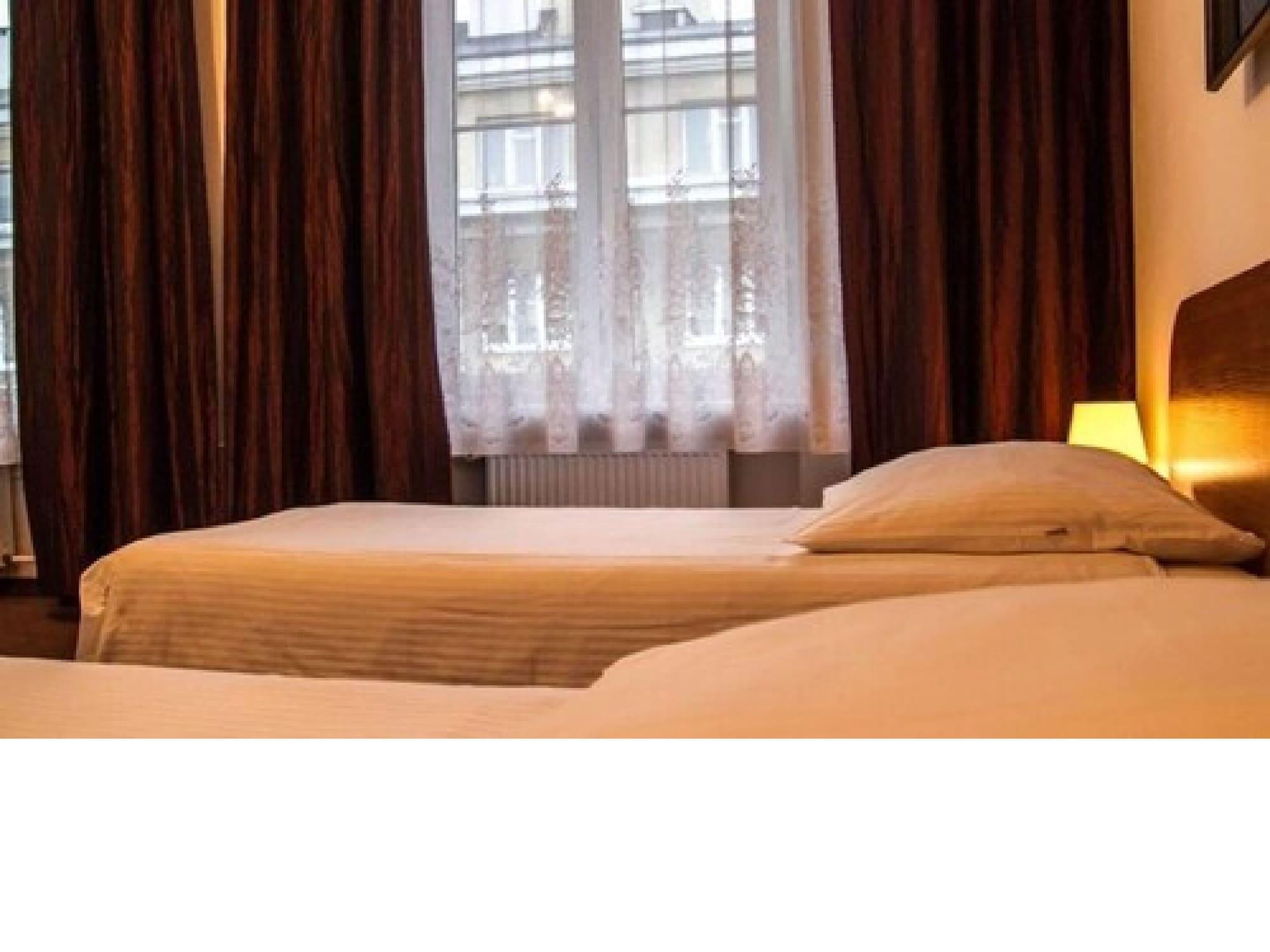 Hotel Mazowiecki Wow วอร์ซอ ภายนอก รูปภาพ