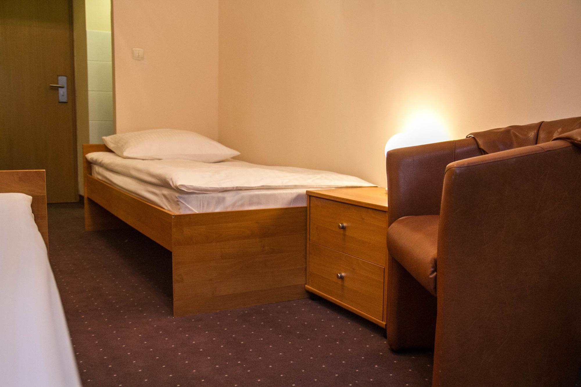 Hotel Mazowiecki Wow วอร์ซอ ภายนอก รูปภาพ