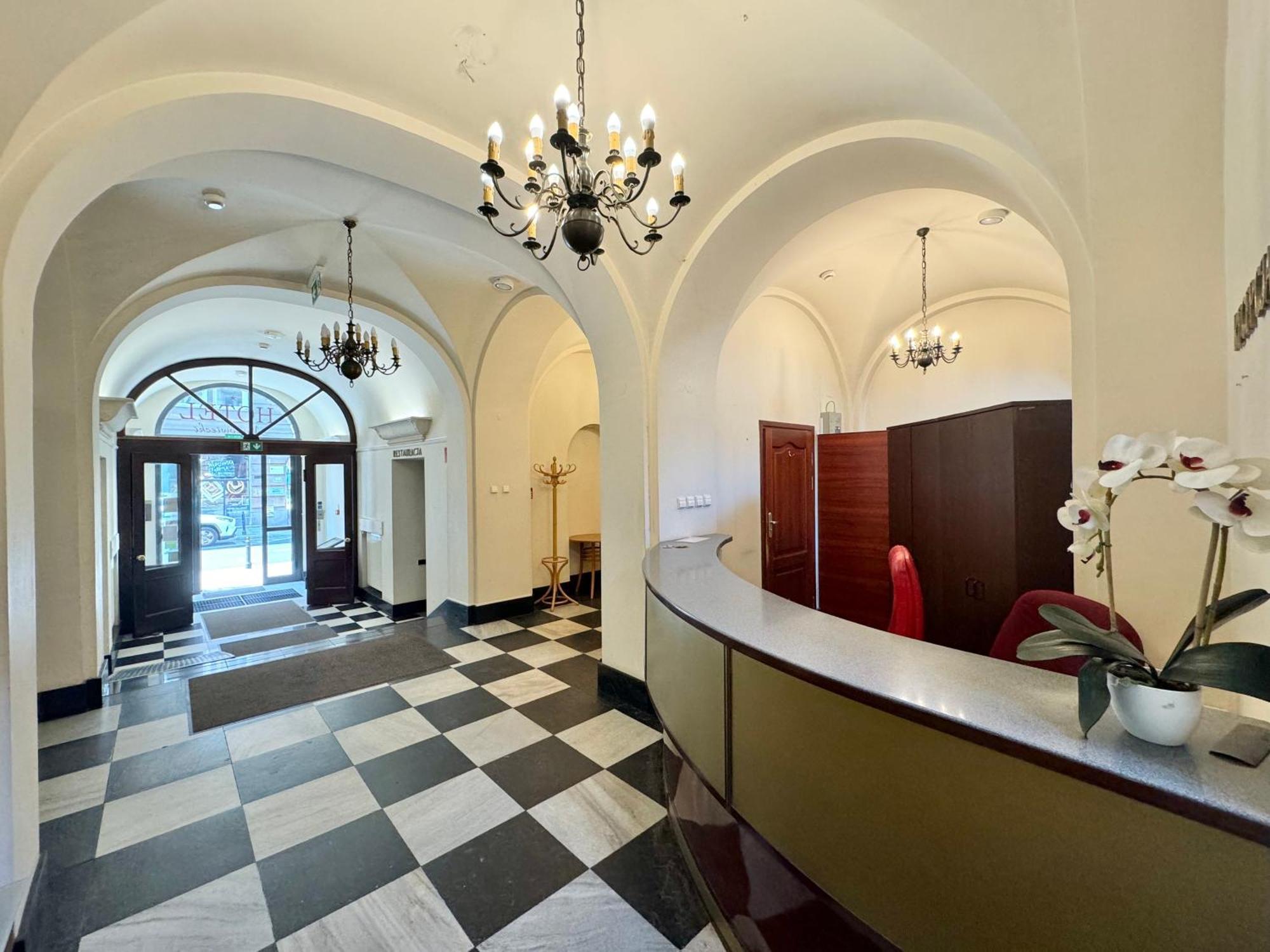 Hotel Mazowiecki Wow วอร์ซอ ภายนอก รูปภาพ