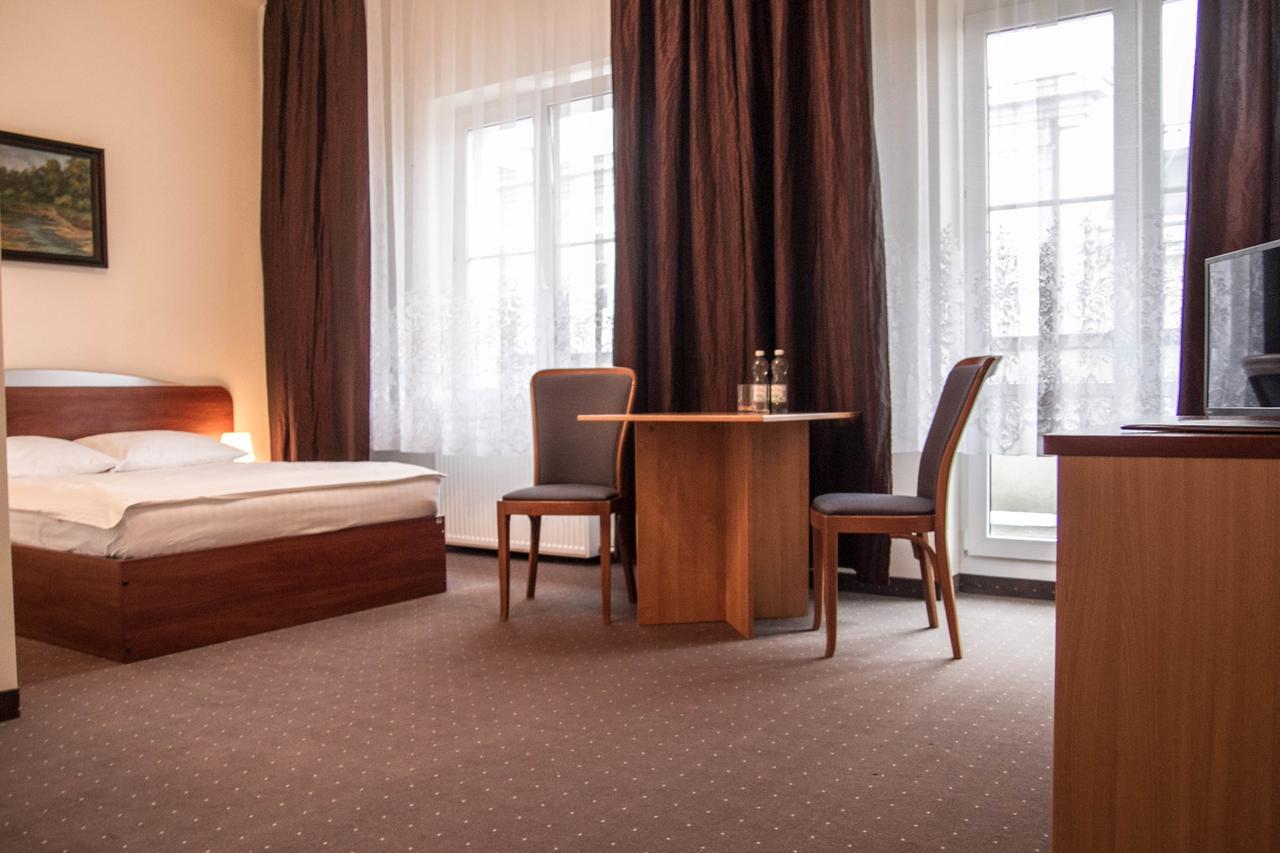 Hotel Mazowiecki Wow วอร์ซอ ภายนอก รูปภาพ