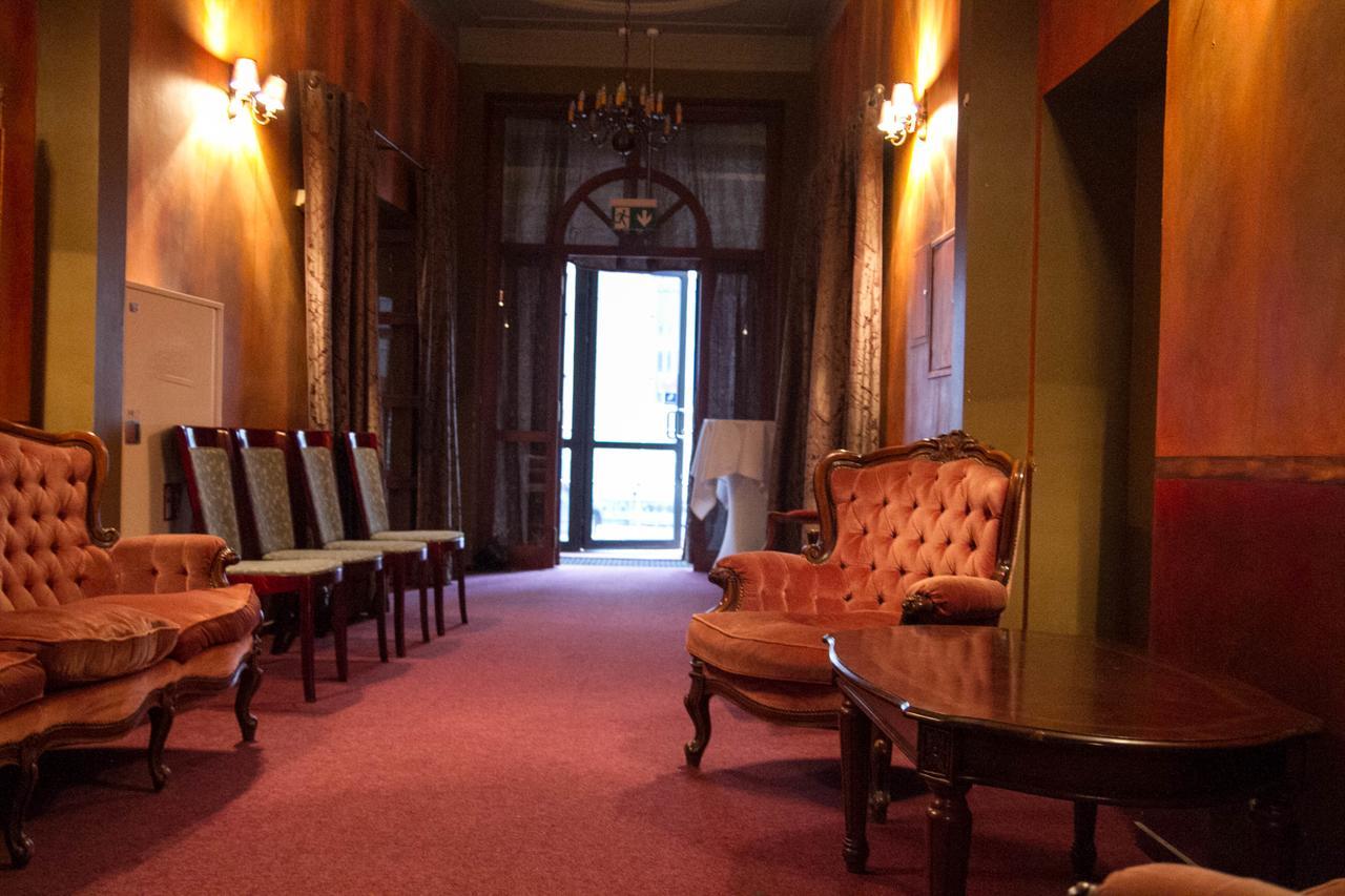Hotel Mazowiecki Wow วอร์ซอ ภายนอก รูปภาพ
